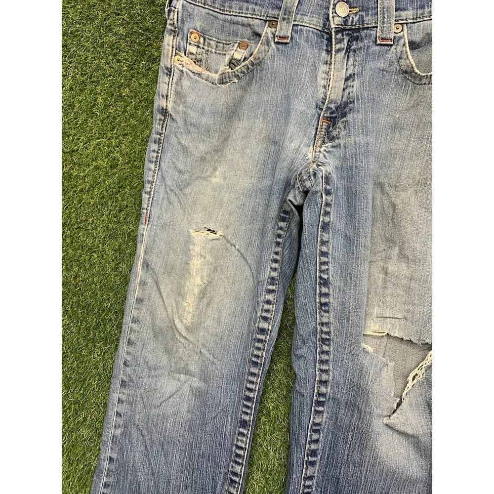True Religion shop confidence